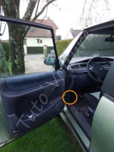 renault-espace-3-ouverture-capot-00 renault-espace-3-ouverture-capot-00