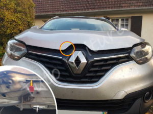 position la poignée du capot renault kadjar