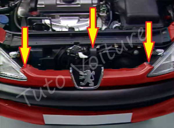 Remplacement de l'ampoule de feux stop sur Peugeot 607 - Tutoriels